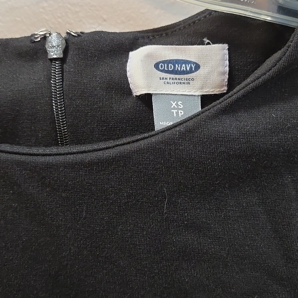 Old Navy Classic Womens Black Mini Sheath Shift Dress XS NWT - Picture 2 of 5